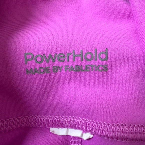 On-The-Go PowerHold® Size Small High-Waisted Legging in Electric Orchid Neon - Picture 8 of 11